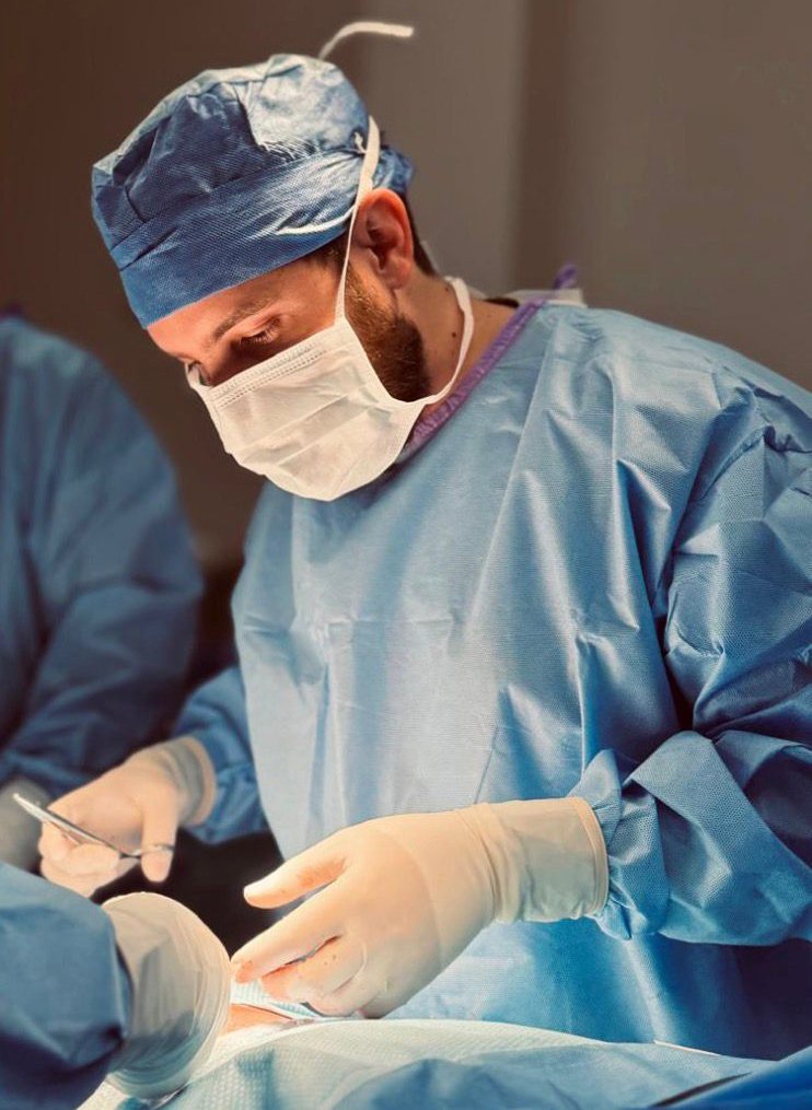 Dr. Marco Ocaña Urología